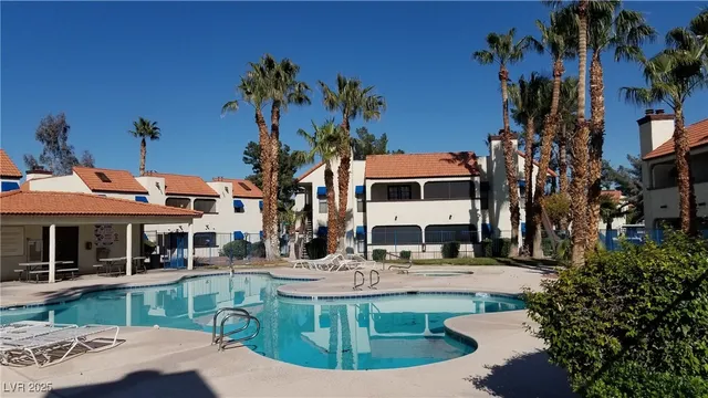 $1,225 | 6125 West Oakey Boulevard, Unit C, Las Vegas, NV 89146