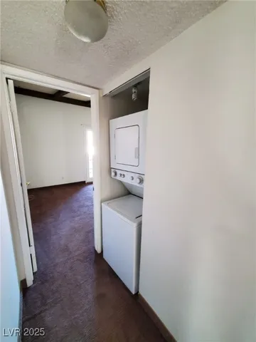 $1,225 | 6125 West Oakey Boulevard, Unit C, Las Vegas, NV 89146