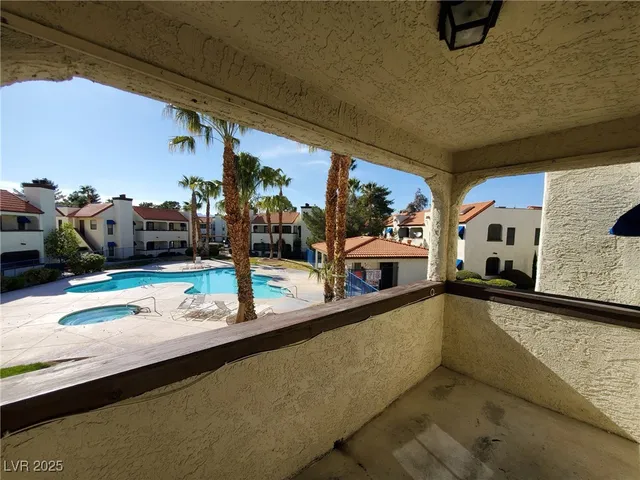 $1,225 | 6125 West Oakey Boulevard, Unit C, Las Vegas, NV 89146