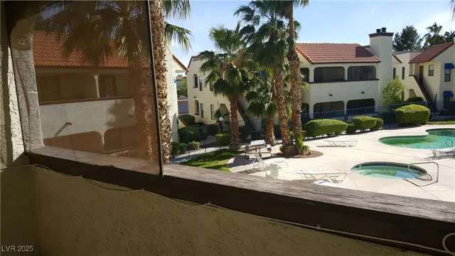 $1,225 | 6125 West Oakey Boulevard, Unit C, Las Vegas, NV 89146