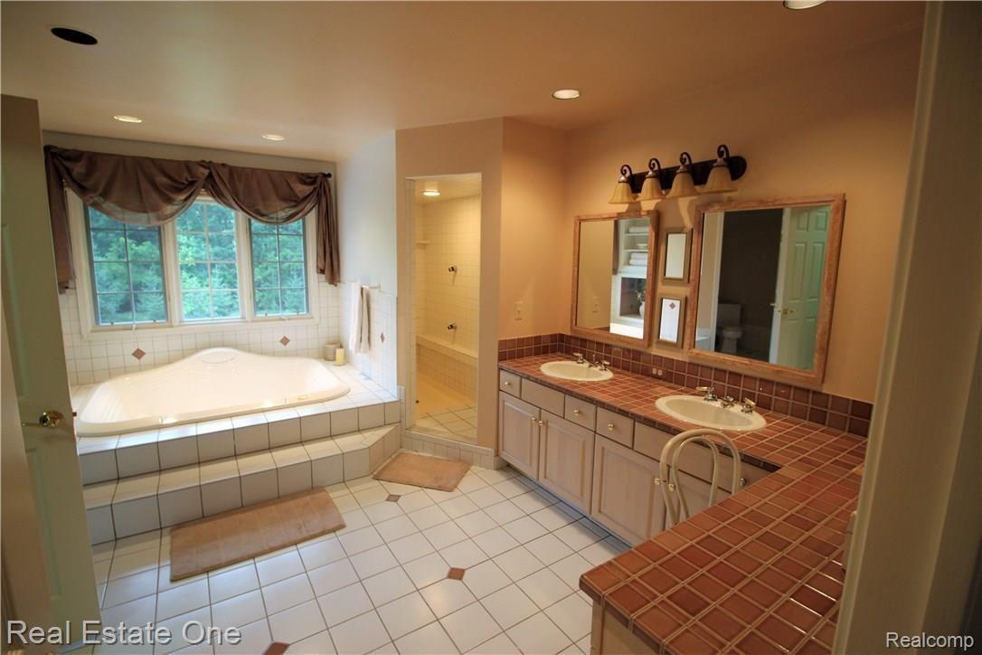 3851 Delano Road Oxford, MI 48371 - Photo 35 of 76 IMG_3874.JPG