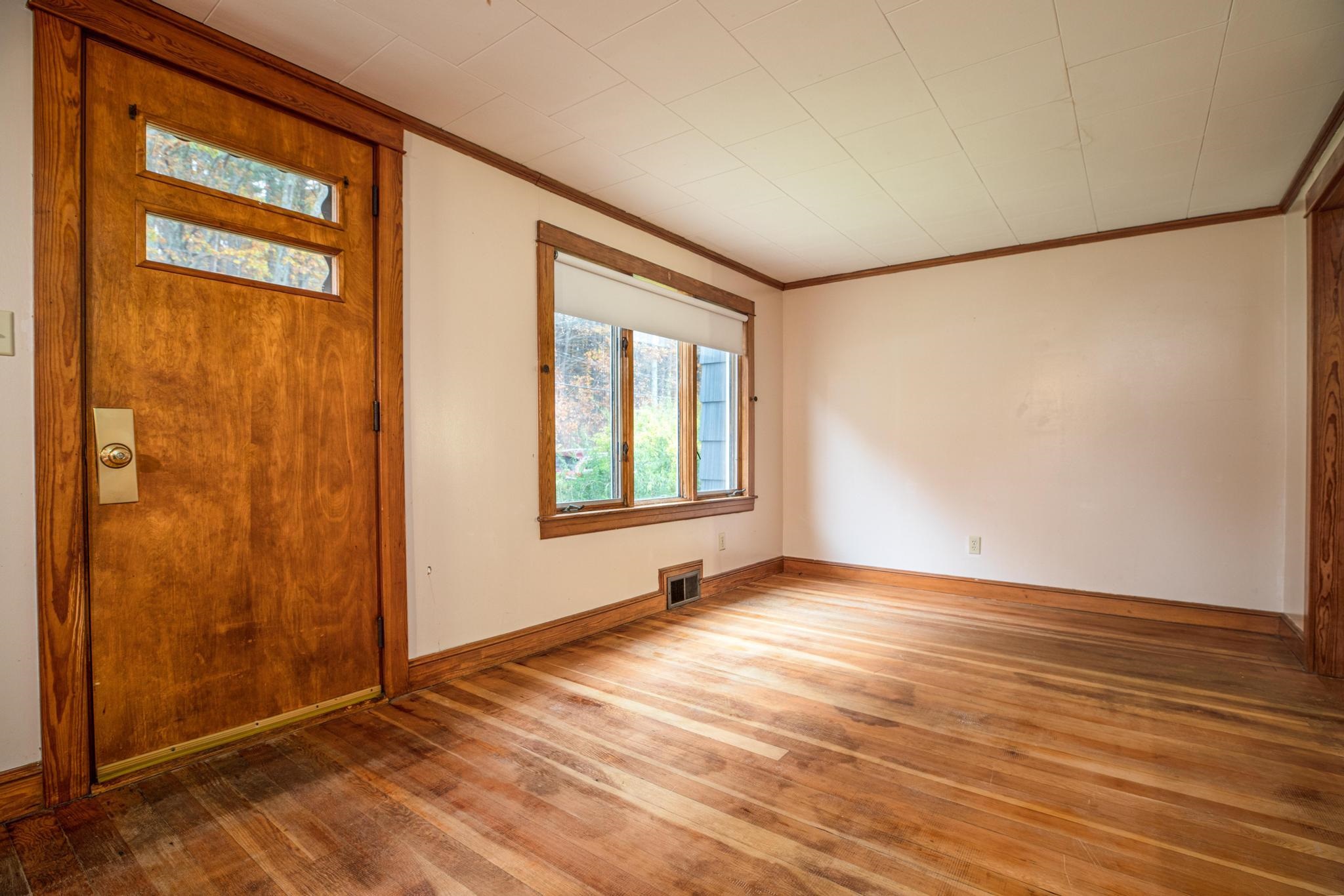 159 Fore Road Eliot, ME 03903 - Photo 4 of 28 Gallery Image 4