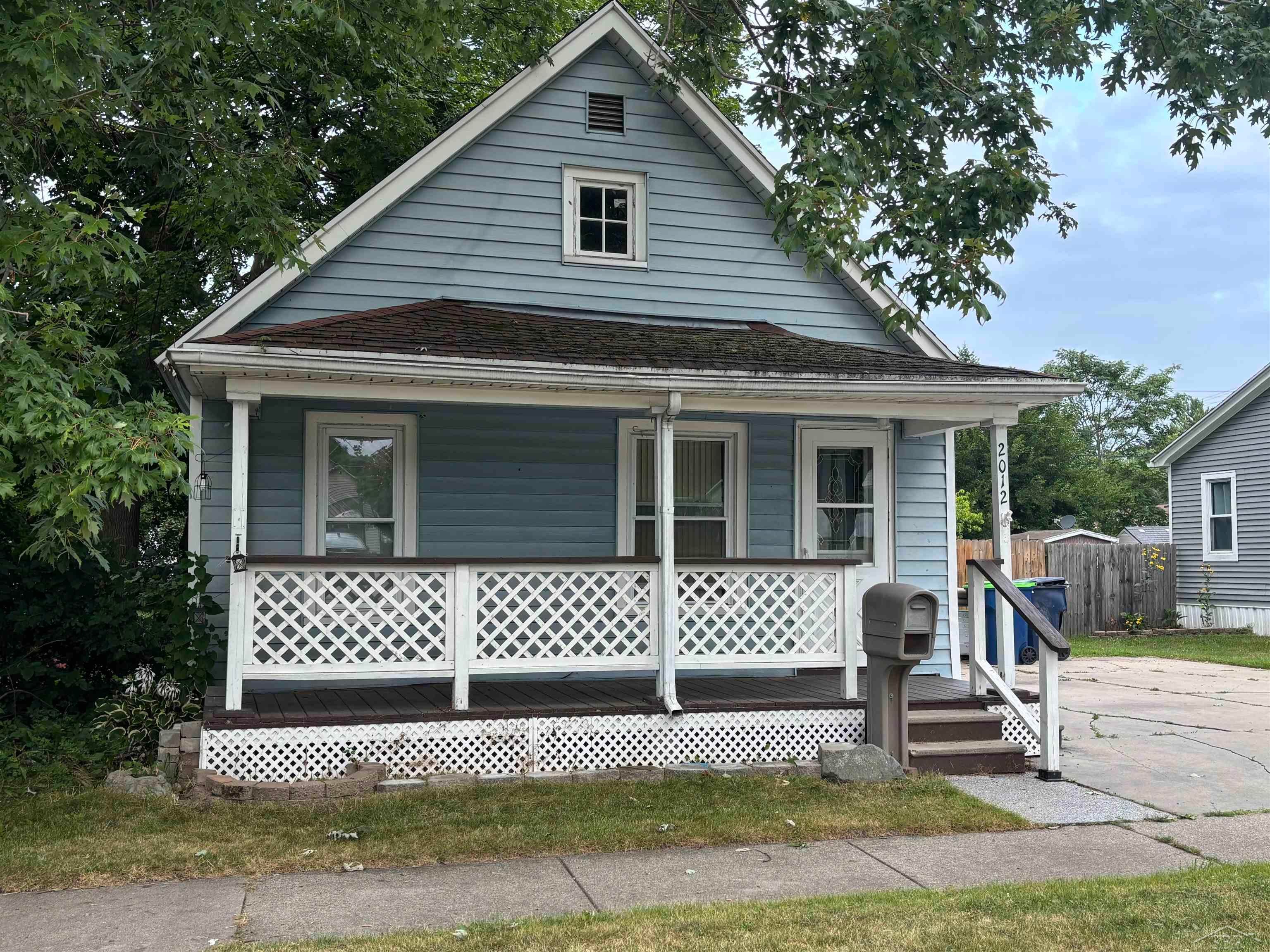 2012 Marsac Street Bay City, MI 48708 - Photo 1 of 11 Gallery Image 1