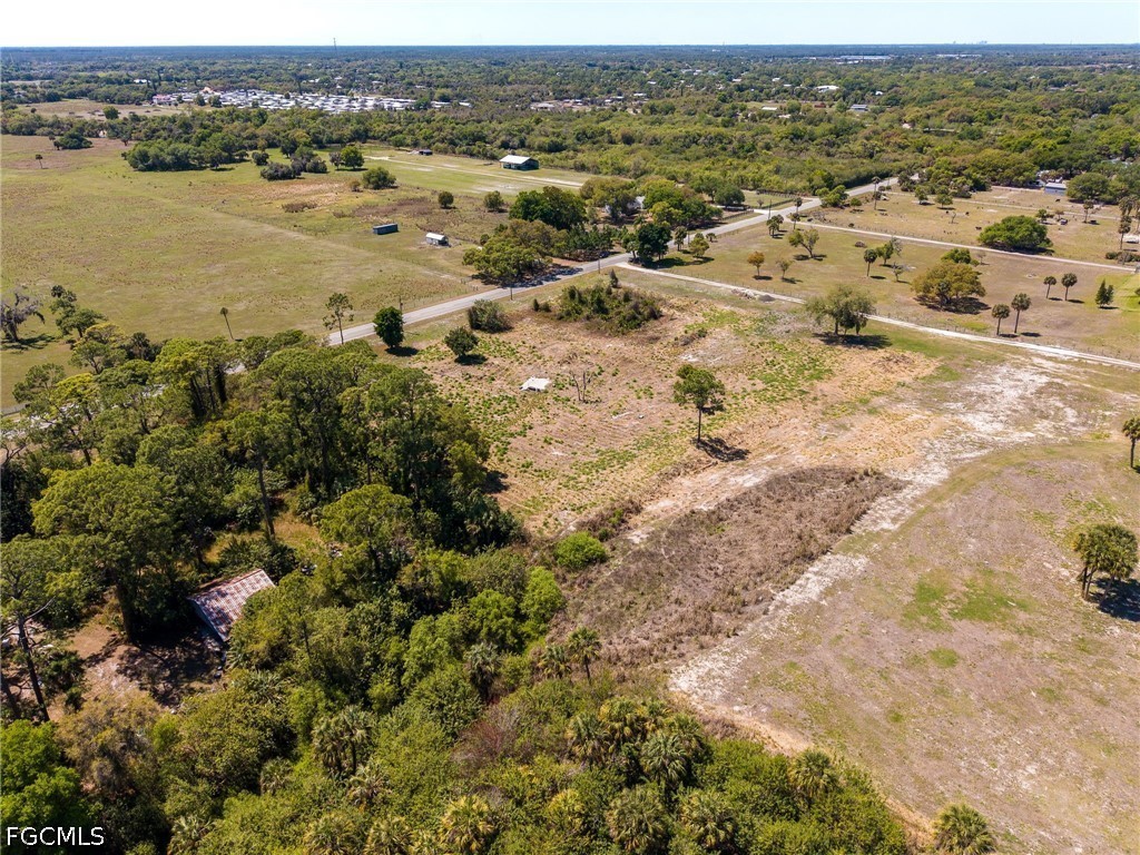 18020 Caloosa Ridge Road Alva, FL 33920 - Photo 16 of 31