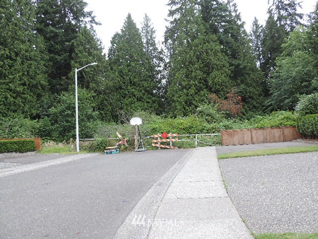9708 Filbert Road Lynnwood, WA 98036 - Photo 3 of 24