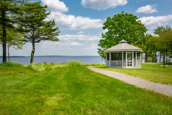 $1,500,000 | 155 Bayside Drive, Belfast, ME 04915