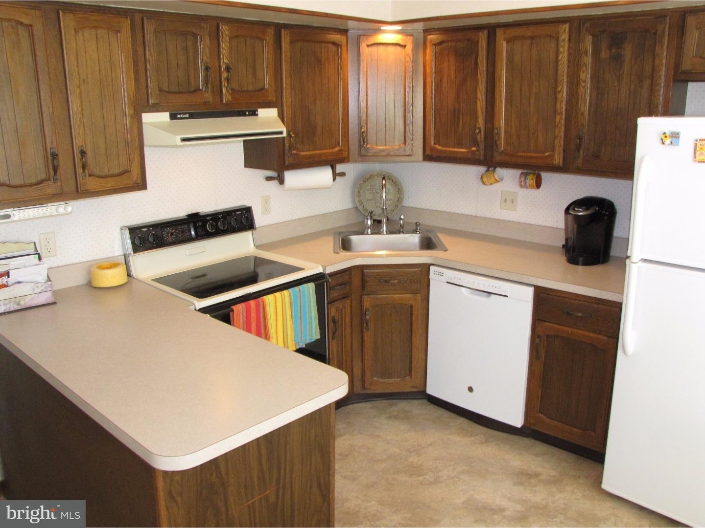 1267 Boyd Road Warminster, PA 18974 - Photo 7 of 20 Kitchen