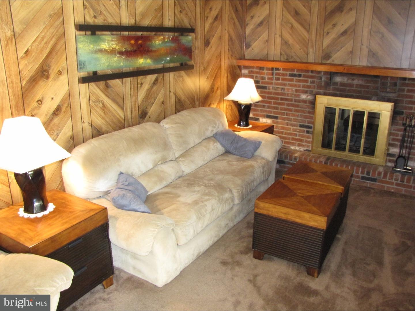 1267 Boyd Road Warminster, PA 18974 - Photo 9 of 20 Family Room