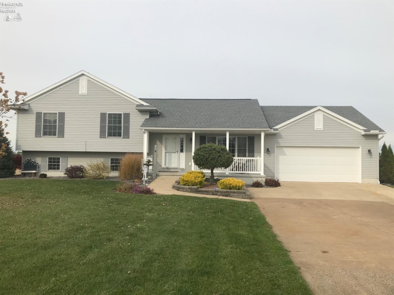 5411 Delamatre Road Monroeville, OH 44847 - Photo 2 of 25 Gallery Image 2