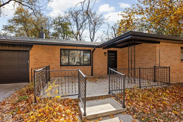 $364,000 | 6498 Baldauf Drive, Pittsboro, IN 46167