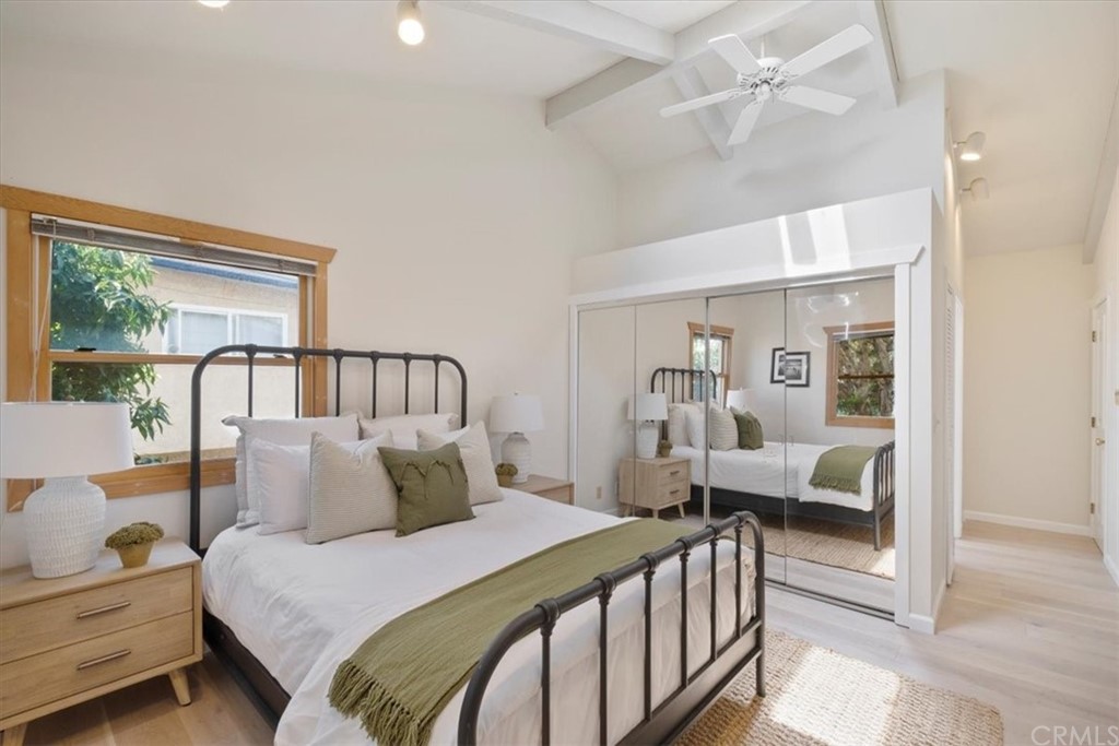417 34th Place Manhattan Beach, CA 90266 - Photo 14 of 29 Primary Bedroom with Vaulted Ceilings
