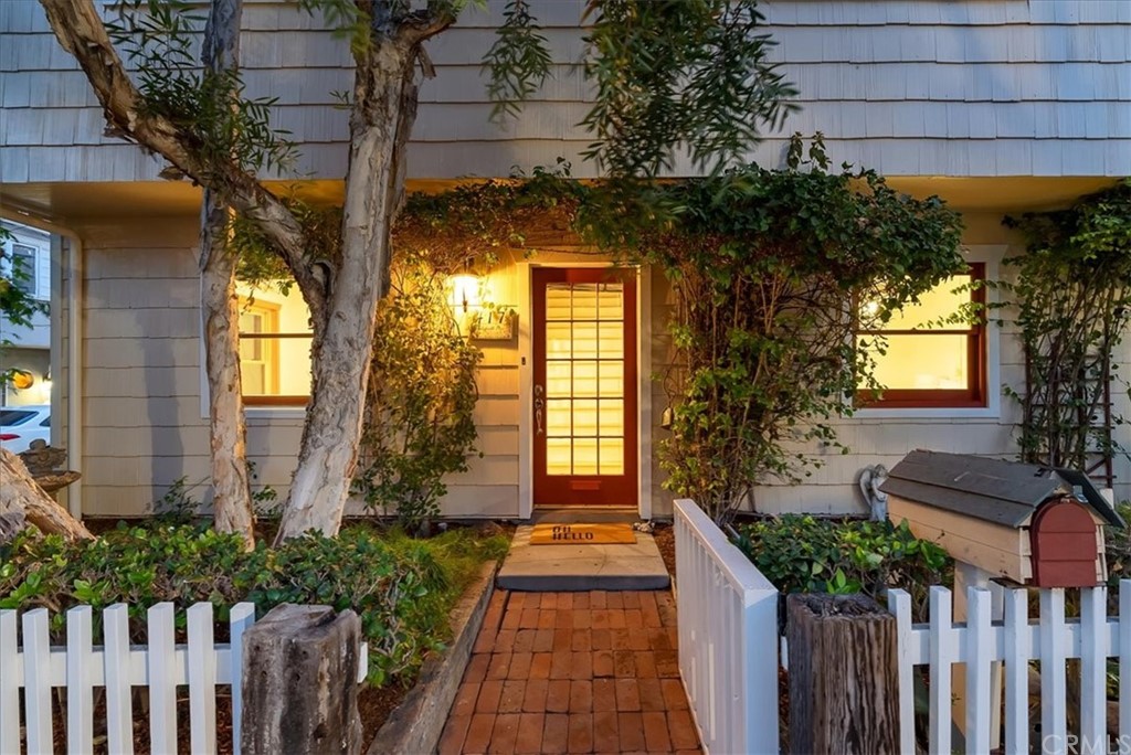 417 34th Place Manhattan Beach, CA 90266 - Photo 22 of 29