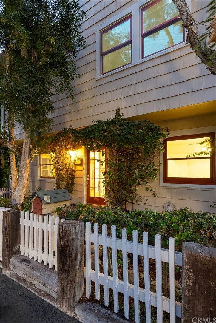 417 34th Place Manhattan Beach, CA 90266 - Photo 23 of 29