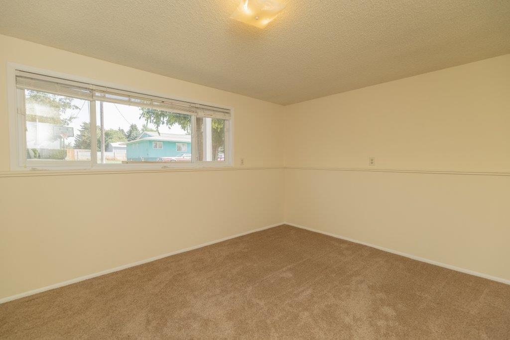 817 North Van Marter Road Spokane Valley, WA 99206 - Photo 14 of 44
