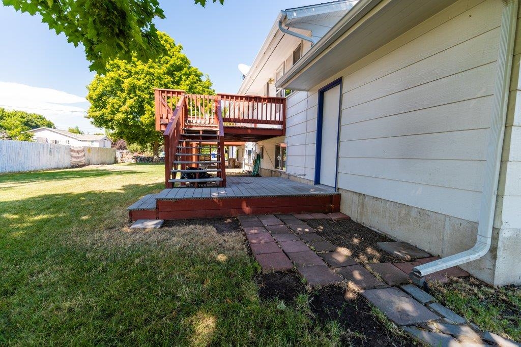 817 North Van Marter Road Spokane Valley, WA 99206 - Photo 9 of 44