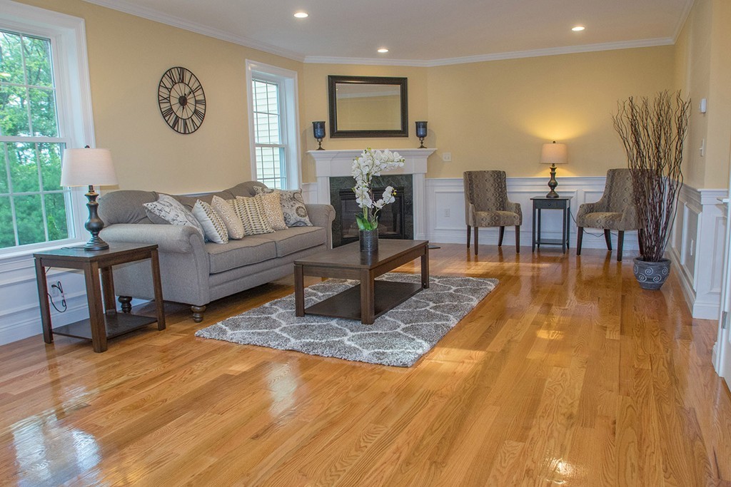 6 Robinson Road, Unit 8 Lexington, MA 02420 - Photo 5 of 9
