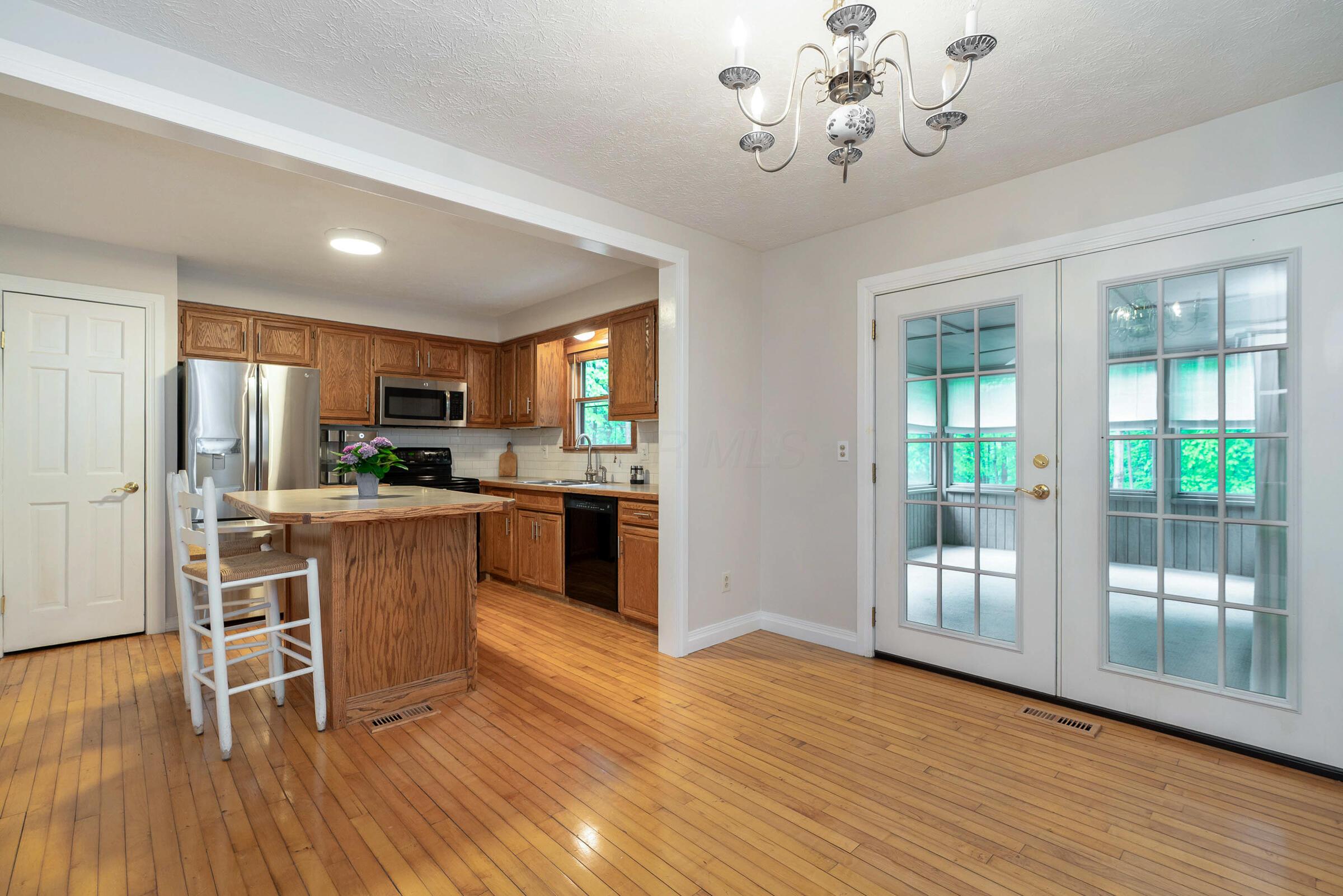 12643 Heimberger Road Northwest Baltimore, OH 43105 - Photo 10 of 49 Kitchen