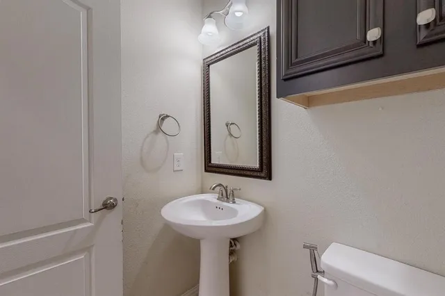 $2,900 | 2652 Shadow Glen Drive, Little Elm, TX 75068