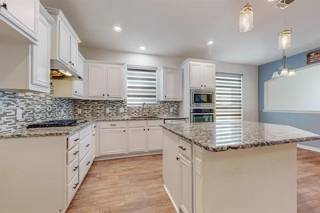 $2,900 | 2652 Shadow Glen Drive, Little Elm, TX 75068