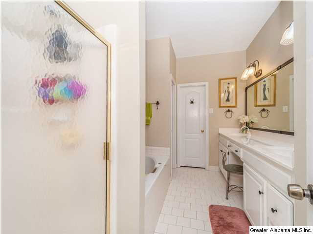 208 Creden Circle Alabaster, AL 35007 - Photo 13 of 31