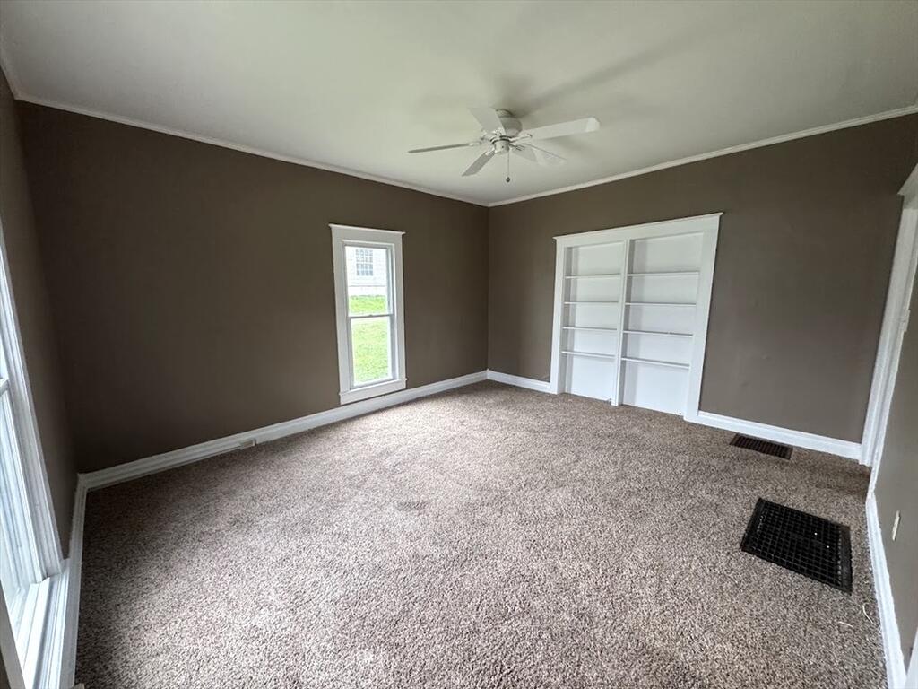 52 South Rutherford Street Macon, MO 63552 - Photo 7 of 35 Gallery Image 7