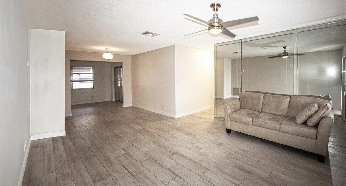 2012 Southwest Roma Way Boynton Beach, FL 33426 - Photo 8 of 19 X LR