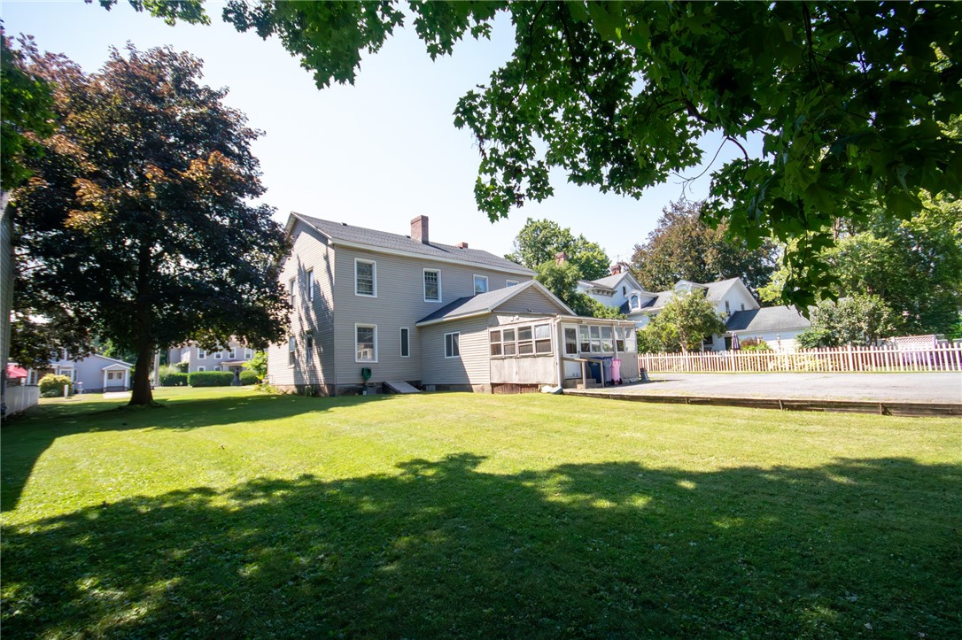 8 Phelps Street Lyons, NY 14489 - Photo 3 of 50