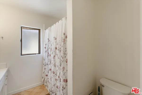 $1,395,000 | 3728 Redondo Beach Boulevard, Torrance, CA 90504