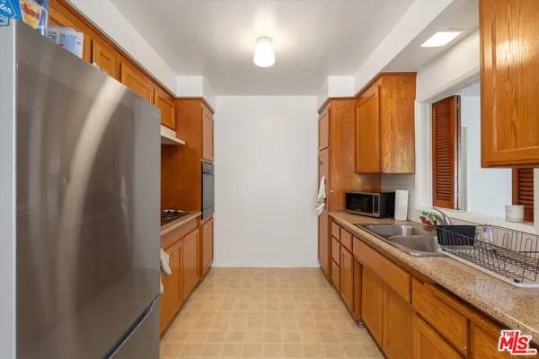 $1,395,000 | 3728 Redondo Beach Boulevard, Torrance, CA 90504