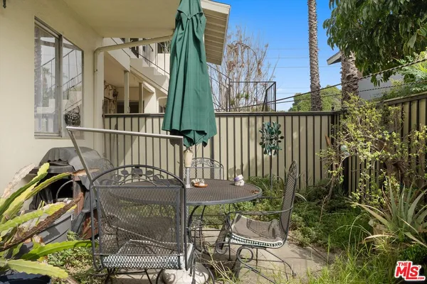 $1,395,000 | 3728 Redondo Beach Boulevard, Torrance, CA 90504