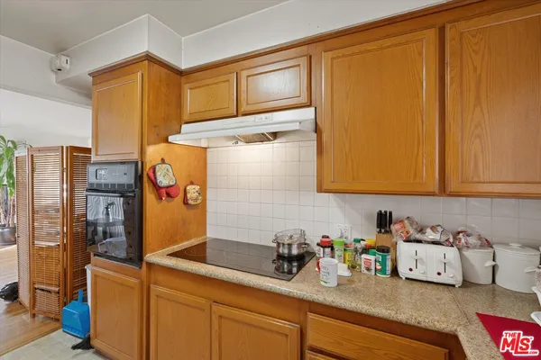 $1,395,000 | 3728 Redondo Beach Boulevard, Torrance, CA 90504