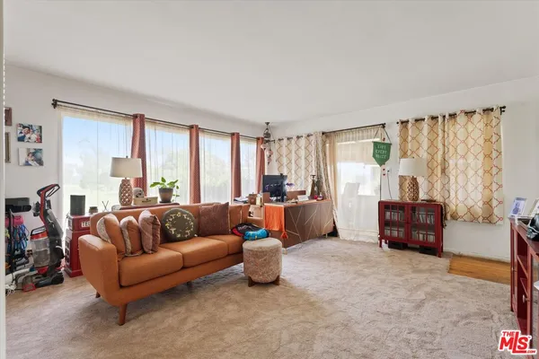 $1,395,000 | 3728 Redondo Beach Boulevard, Torrance, CA 90504