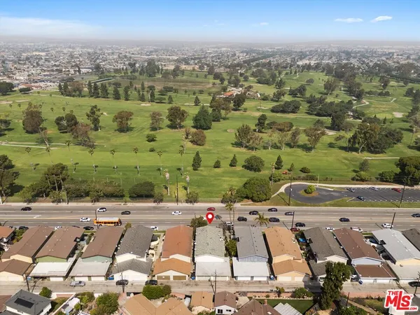 $1,395,000 | 3728 Redondo Beach Boulevard, Torrance, CA 90504