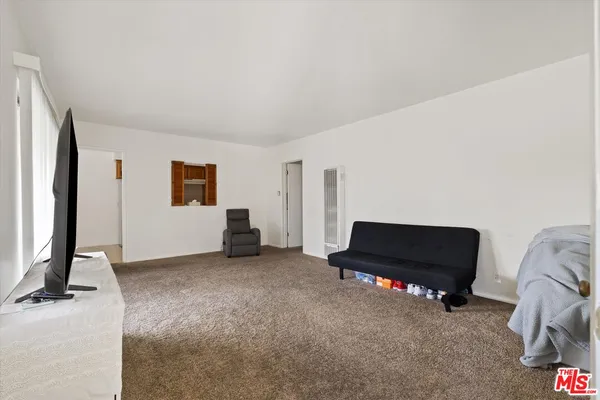 $1,395,000 | 3728 Redondo Beach Boulevard, Torrance, CA 90504