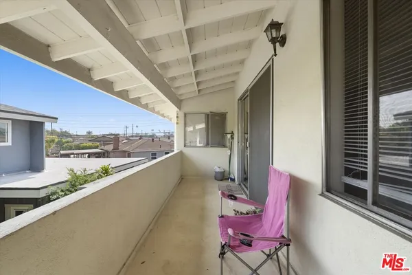 $1,395,000 | 3728 Redondo Beach Boulevard, Torrance, CA 90504