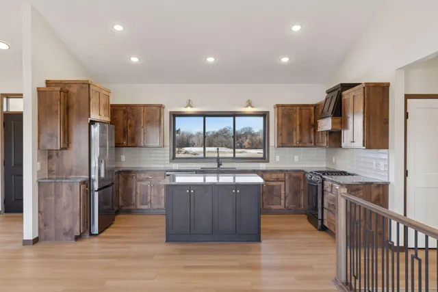 $620,000 | 21933 Edison Street Northeast, East Bethel, MN 55011