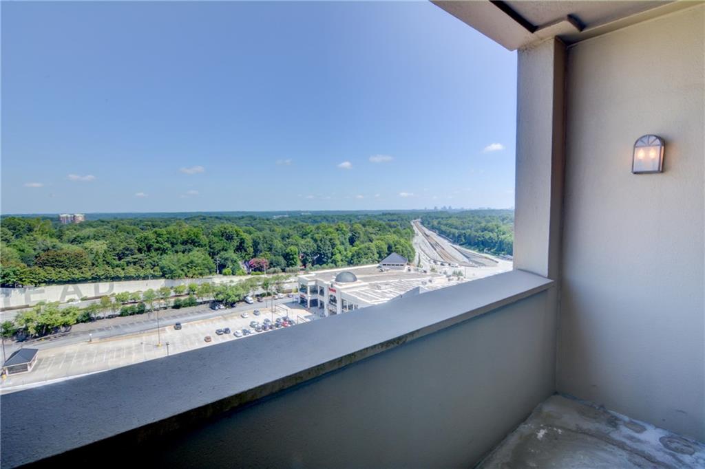 3334 Peachtree Road Northeast, Unit 1208 Atlanta, GA 30326 - Photo 19 of 70