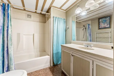 $639,000 | 7680 Highway 1, Micco, FL 32976