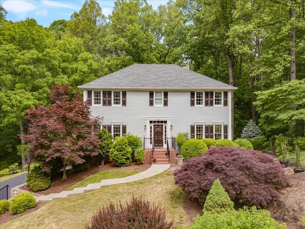 $639,950 | 6446 Poages Mill Drive, Roanoke, VA 24018