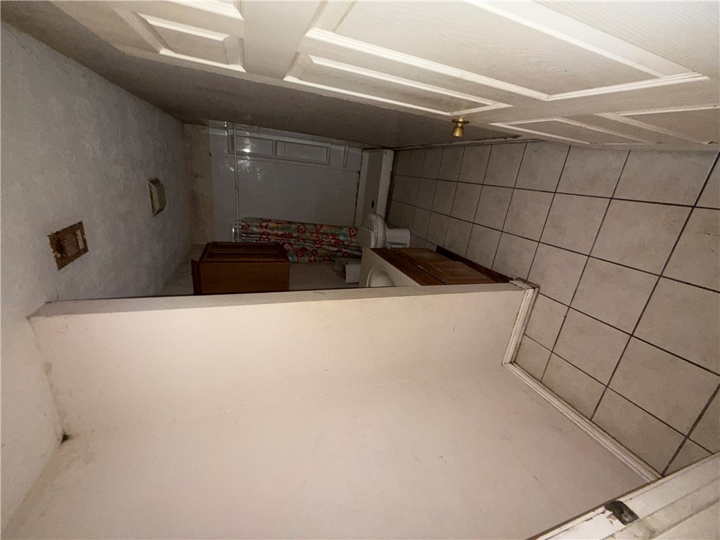 1105 West Davis Street Hearne, TX 77859 - Photo 6 of 12