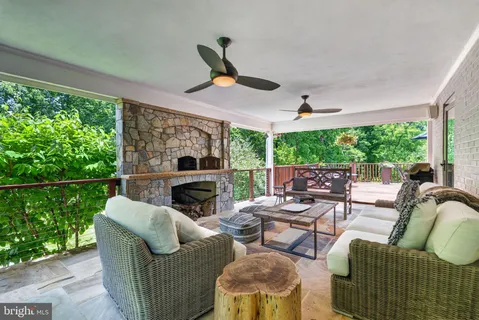 $1,776,250 | 9701 Overlea Drive, Rockville, MD 20850