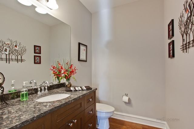 970 Harris Road, Unit 221 Grayslake, IL 60030 - Photo 15 of 31