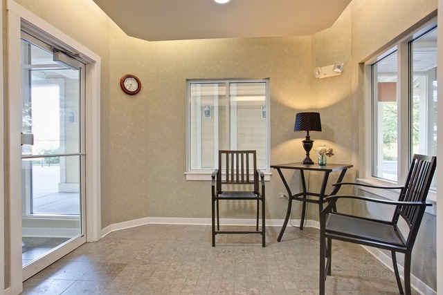 970 Harris Road, Unit 221 Grayslake, IL 60030 - Photo 4 of 31