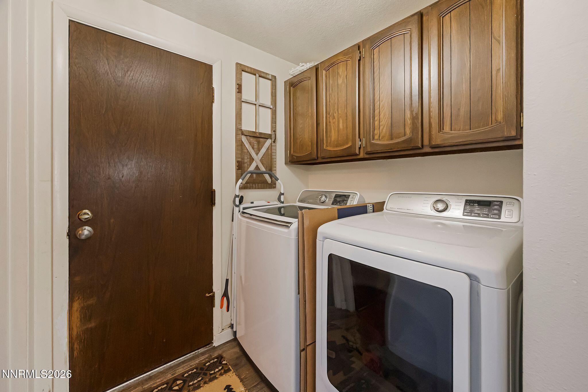 3350 Shawnee Circle Reno, NV 89502 - Photo 19 of 28 HillPropertyMedia Team - 3350 Shawnee Ci