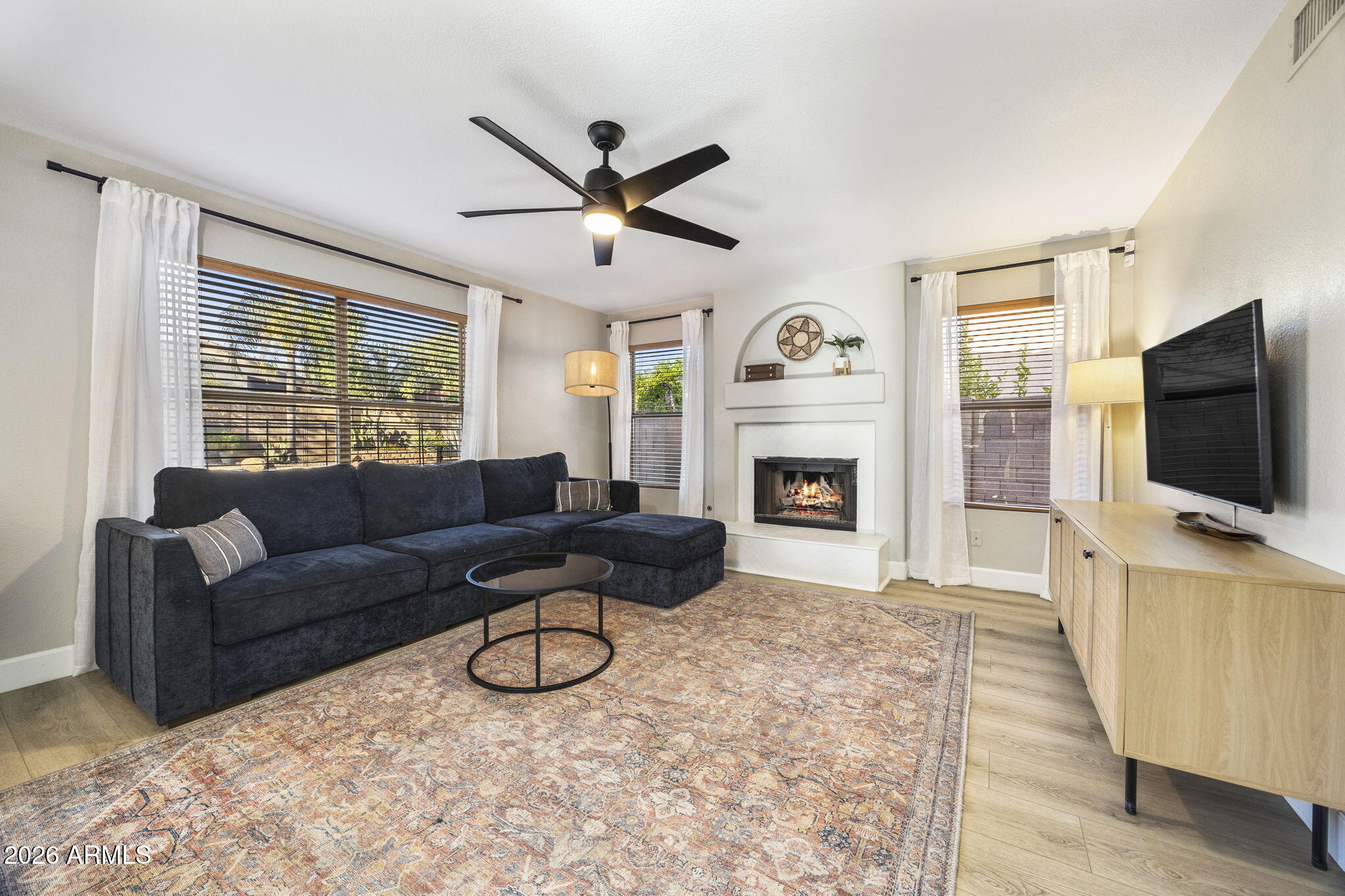 4402 East Gatewood Road Phoenix, AZ 85050 - Photo 11 of 41 Gallery Image 11