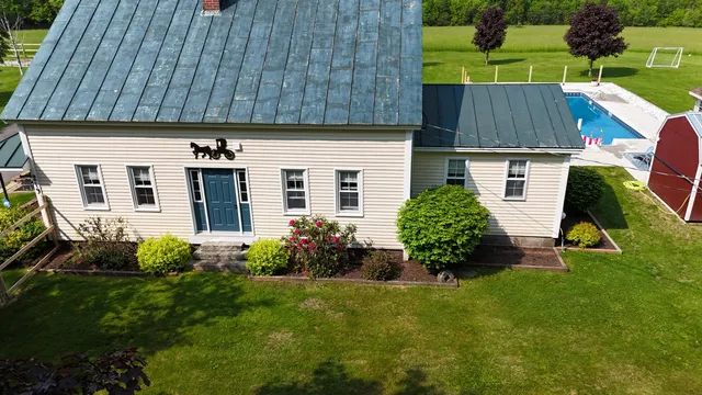 $829,900 | 219 Middle Road, Skowhegan, ME 04976