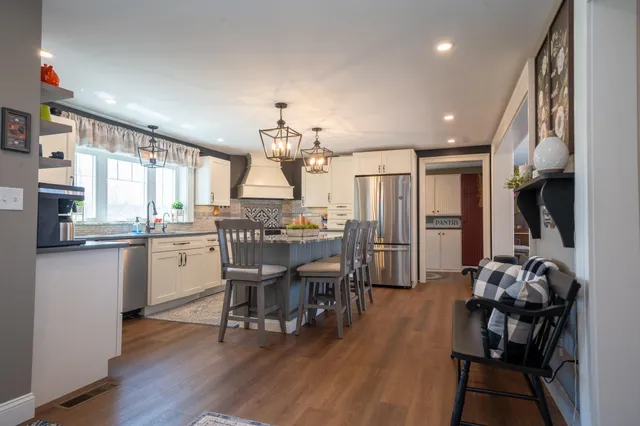 $829,900 | 219 Middle Road, Skowhegan, ME 04976