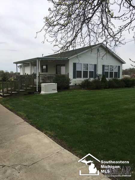 4401 Jackman Road Ida, MI 48140 - Photo 3 of 32