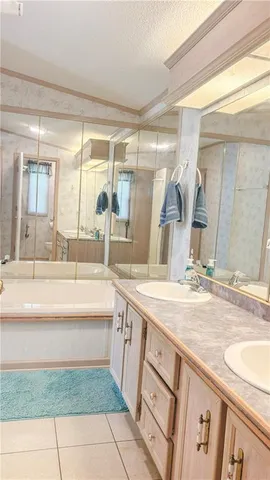 $215,000 | 1 Deepwoods Drive, Linn Valley, KS 66040