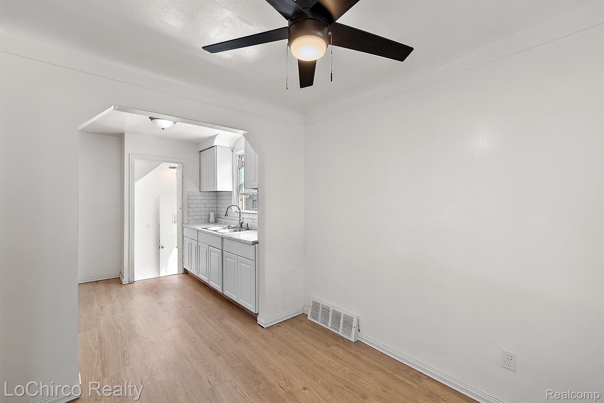 17664 Evergreen Road Detroit, MI 48219 - Photo 13 of 43 Gallery Image 13